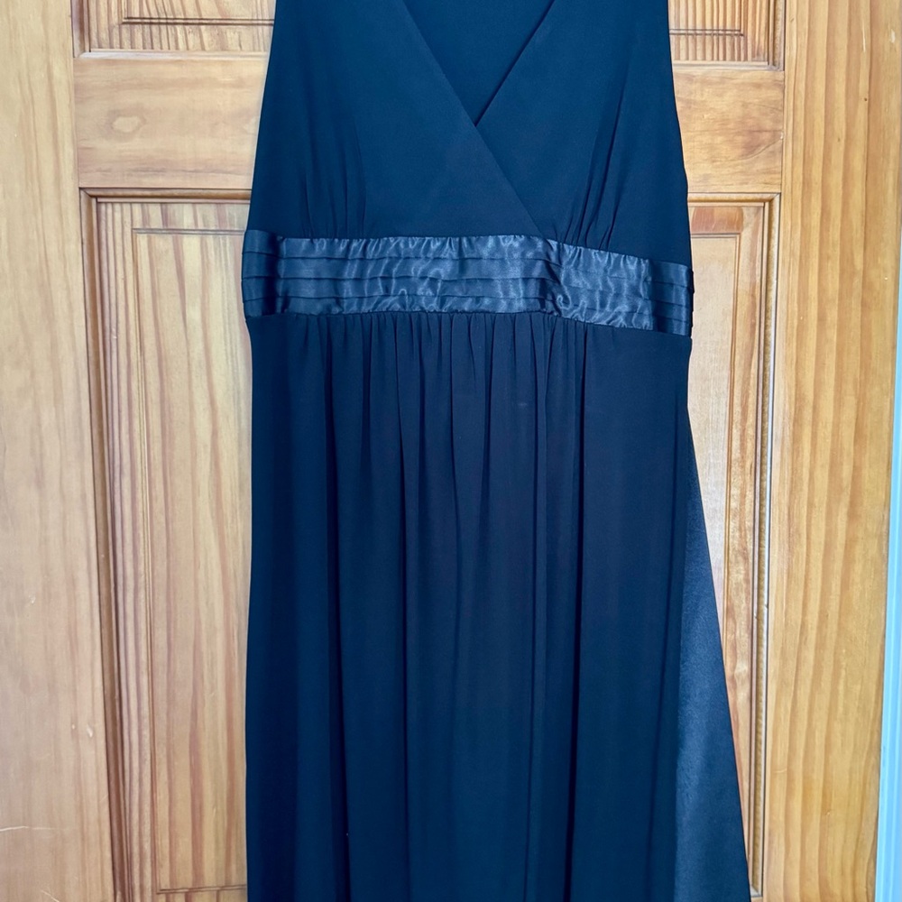 Mimi Maternity Elegant Black Sleeveless Dress